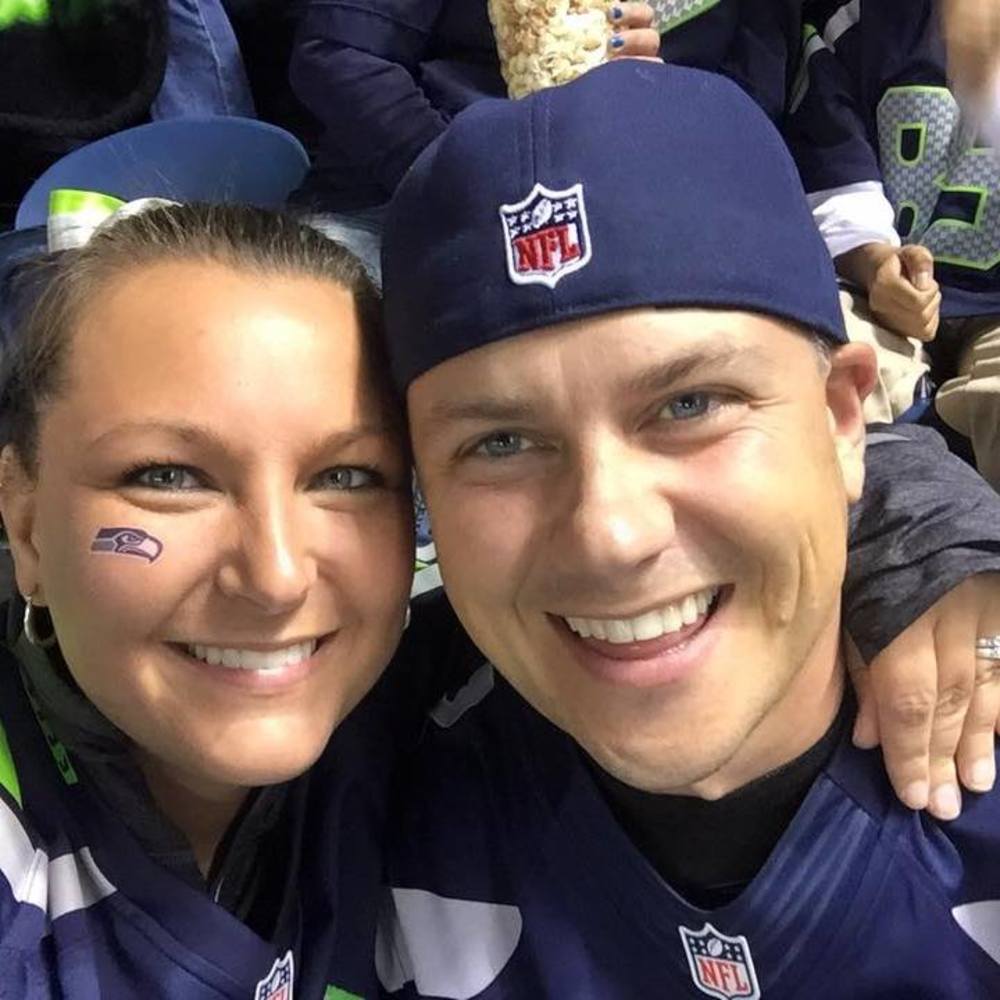 Meet your Posher, Casey robert